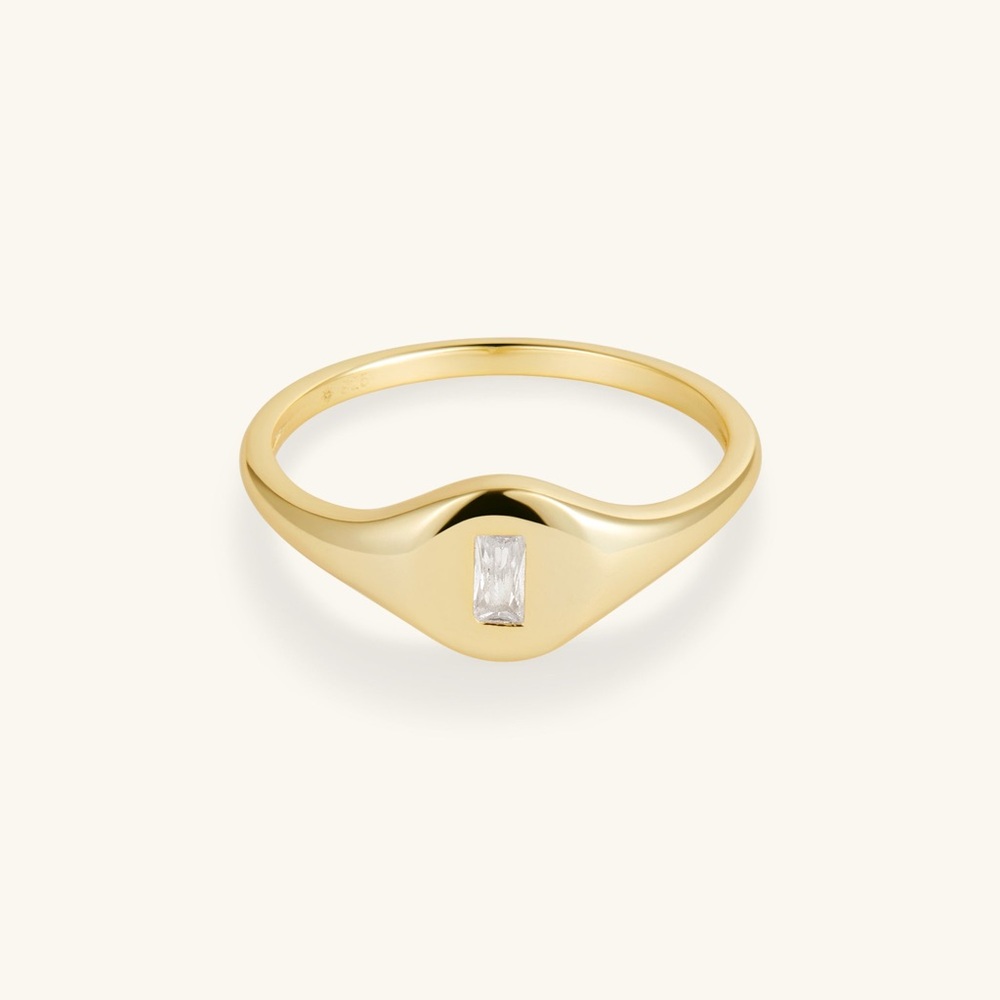 Heart Made of Gold Baguette Signet Ring